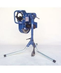 BATA B1 Curveball Softball Pitching Machine PM Bata B1C SB 10 Softball Pitching Machines